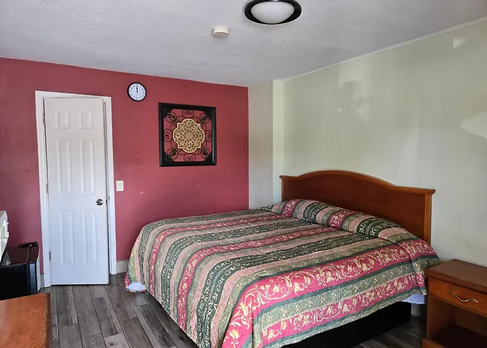 Motel: Golf View Motel